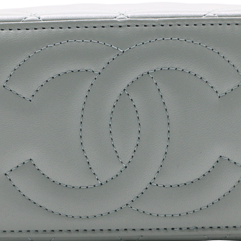 Chanel Caviar Quilted Small Tiny CC Vanity Case With Chain
