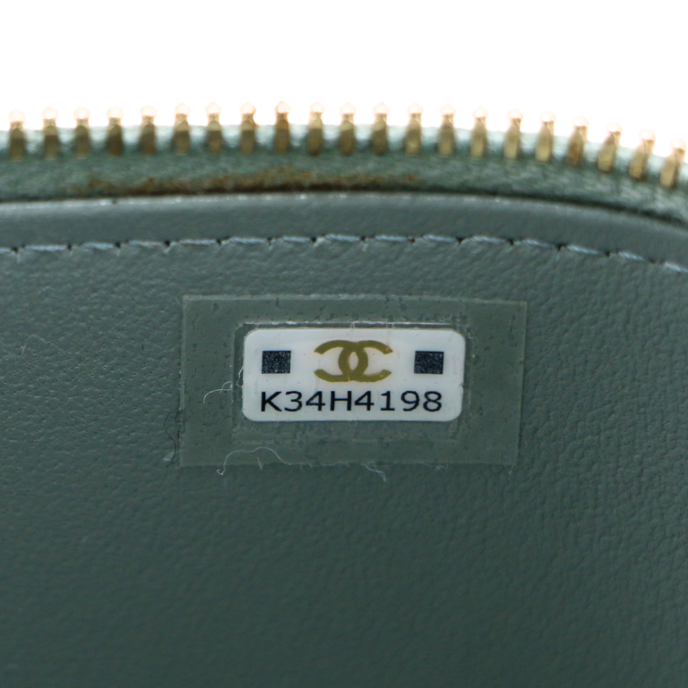 Chanel Caviar Quilted Small Tiny CC Vanity Case With Chain