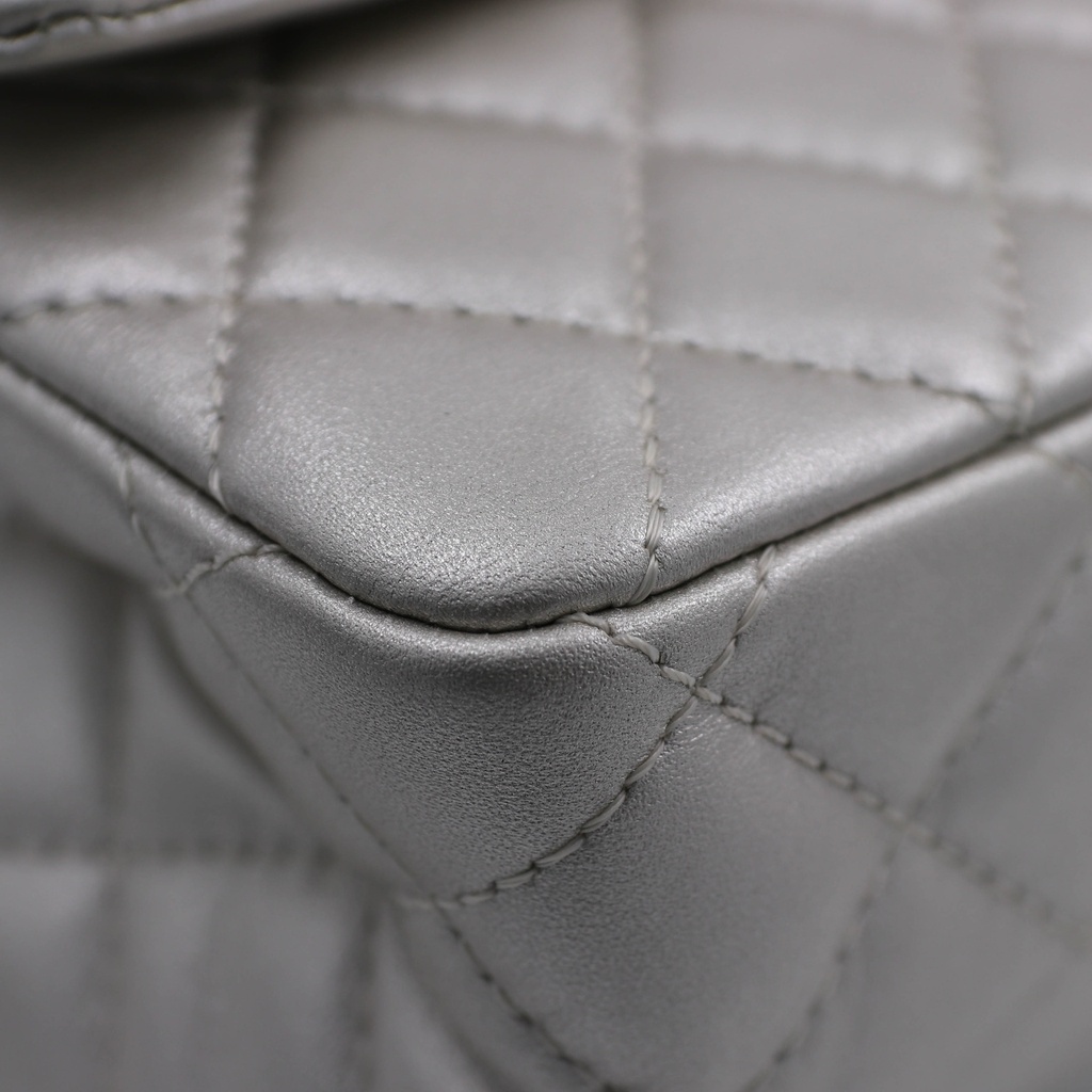 Chanel Metallic Aged Calfskin 2.55 Reissue 225 Flap Silver