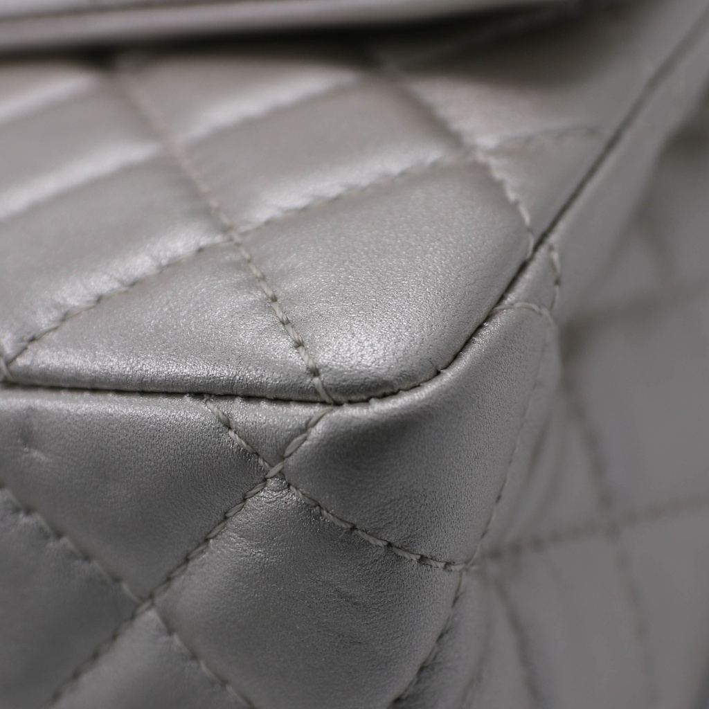 Chanel Metallic Aged Calfskin 2.55 Reissue 225 Flap Silver