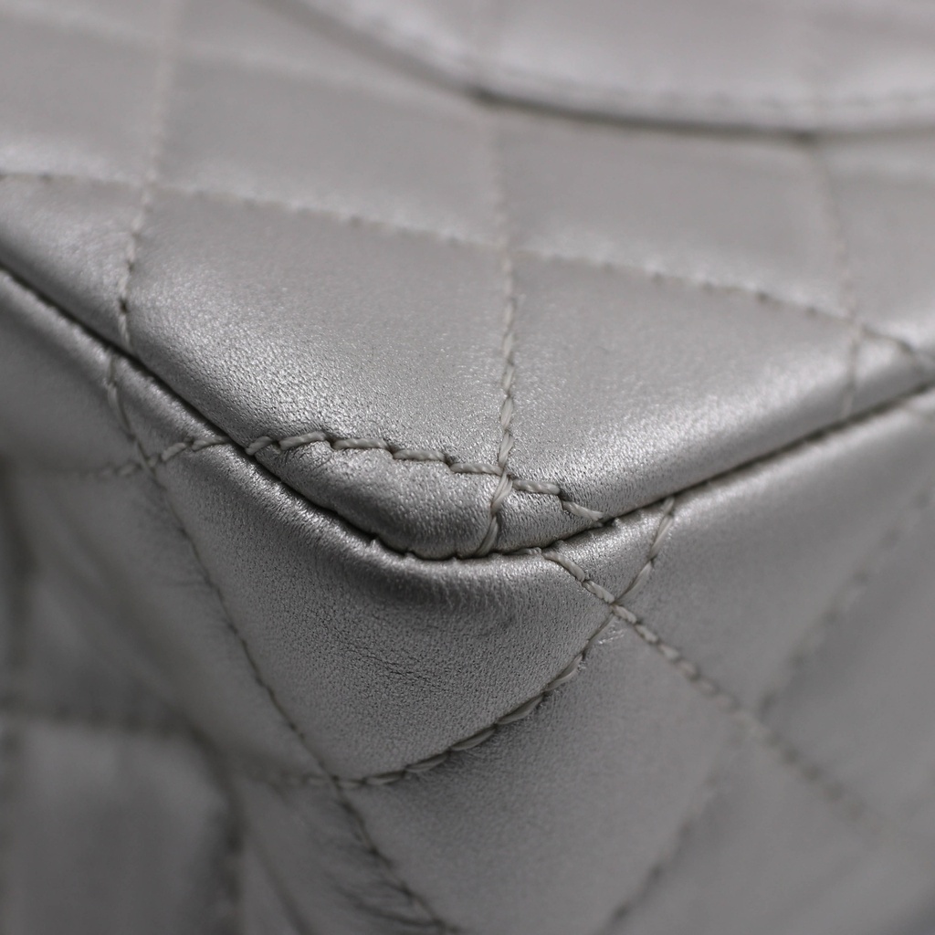 Chanel Metallic Aged Calfskin 2.55 Reissue 225 Flap Silver