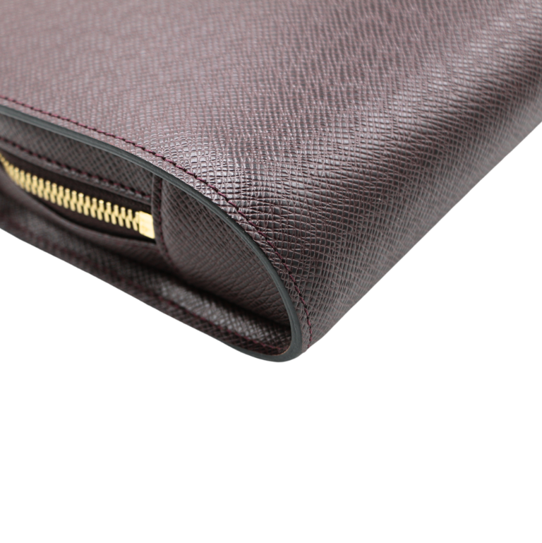 Louis Vuitton Taiga Baikal Pouch 