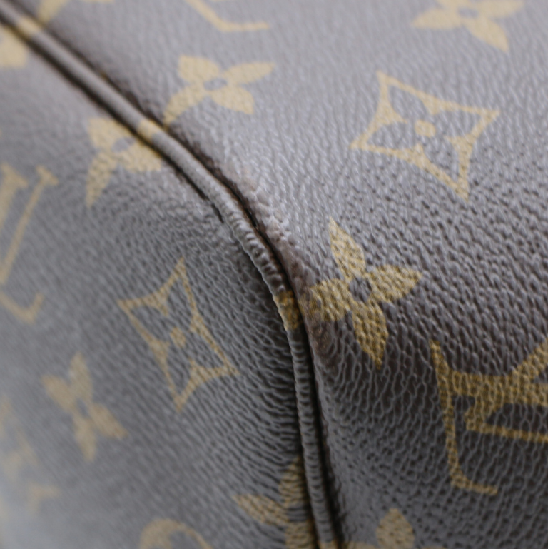 Louis Vuitton Monogram Neverfull PM