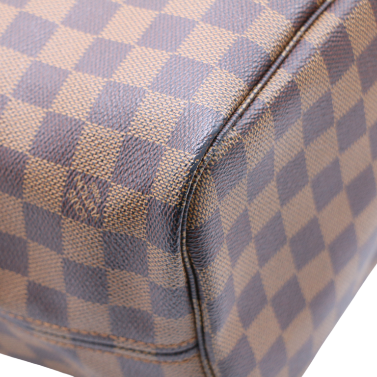 Louis Vuitton Damier Ebene Neverfull MM