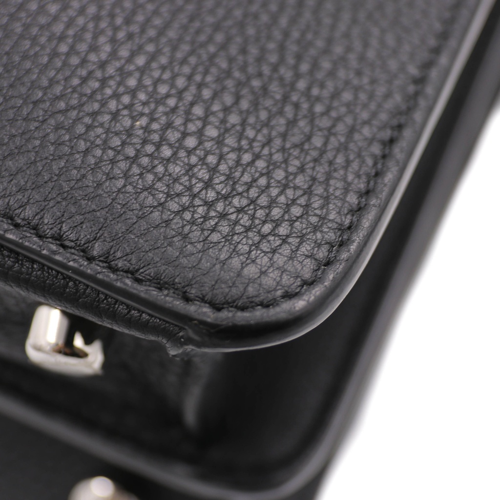 Fendi Peekaboo Medium Leather Handbag Black 7VA529