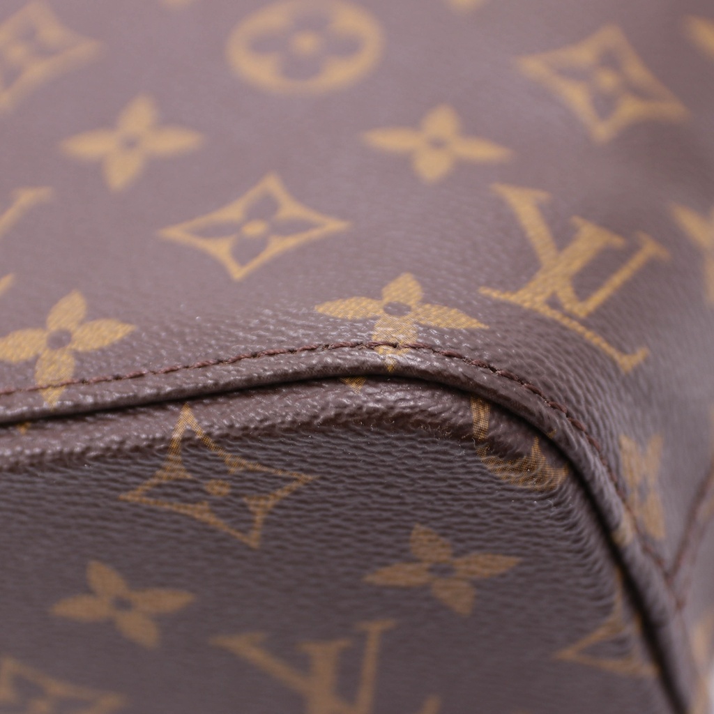 Louis Vuitton Monogram Luco Tote