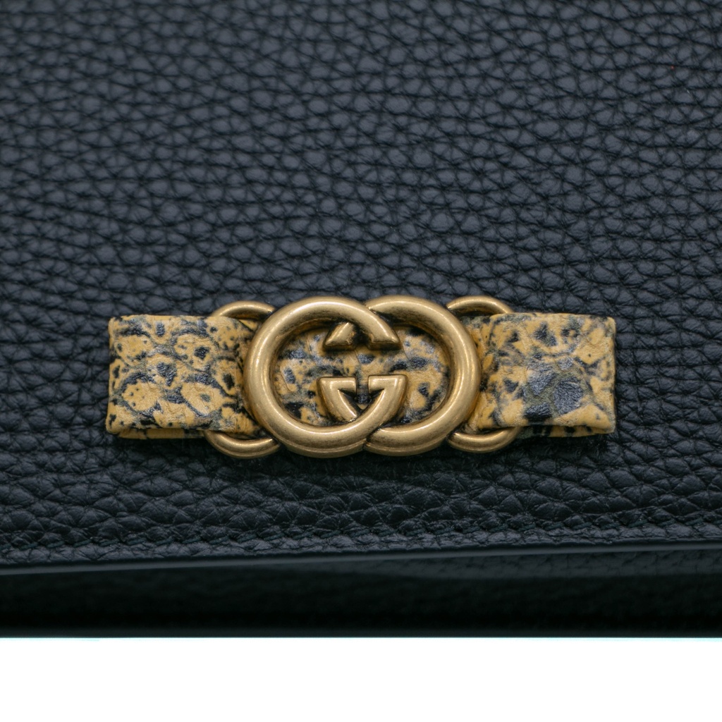 Gucci Interlocking G Chain Wallet Light Brown 746056