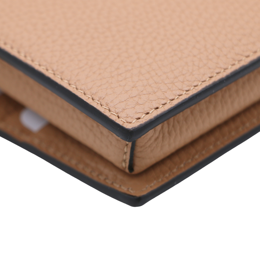 Gucci Interlocking G Chain Wallet Light Brown 746056