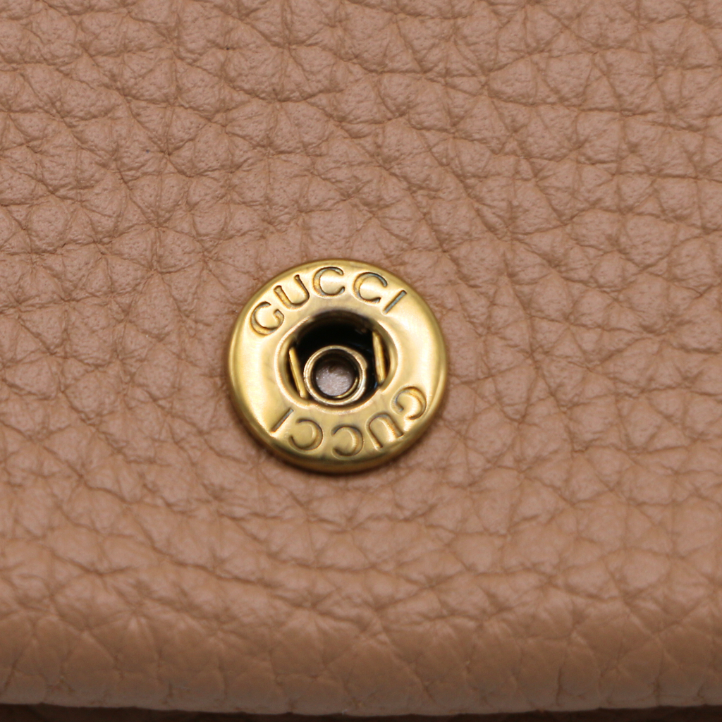Gucci Interlocking G Chain Wallet Light Brown 746056