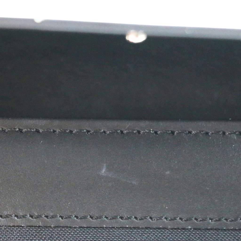 Fendi By Marc Jacobs Fendi Roma Coninental Wallet On Chain Black And White