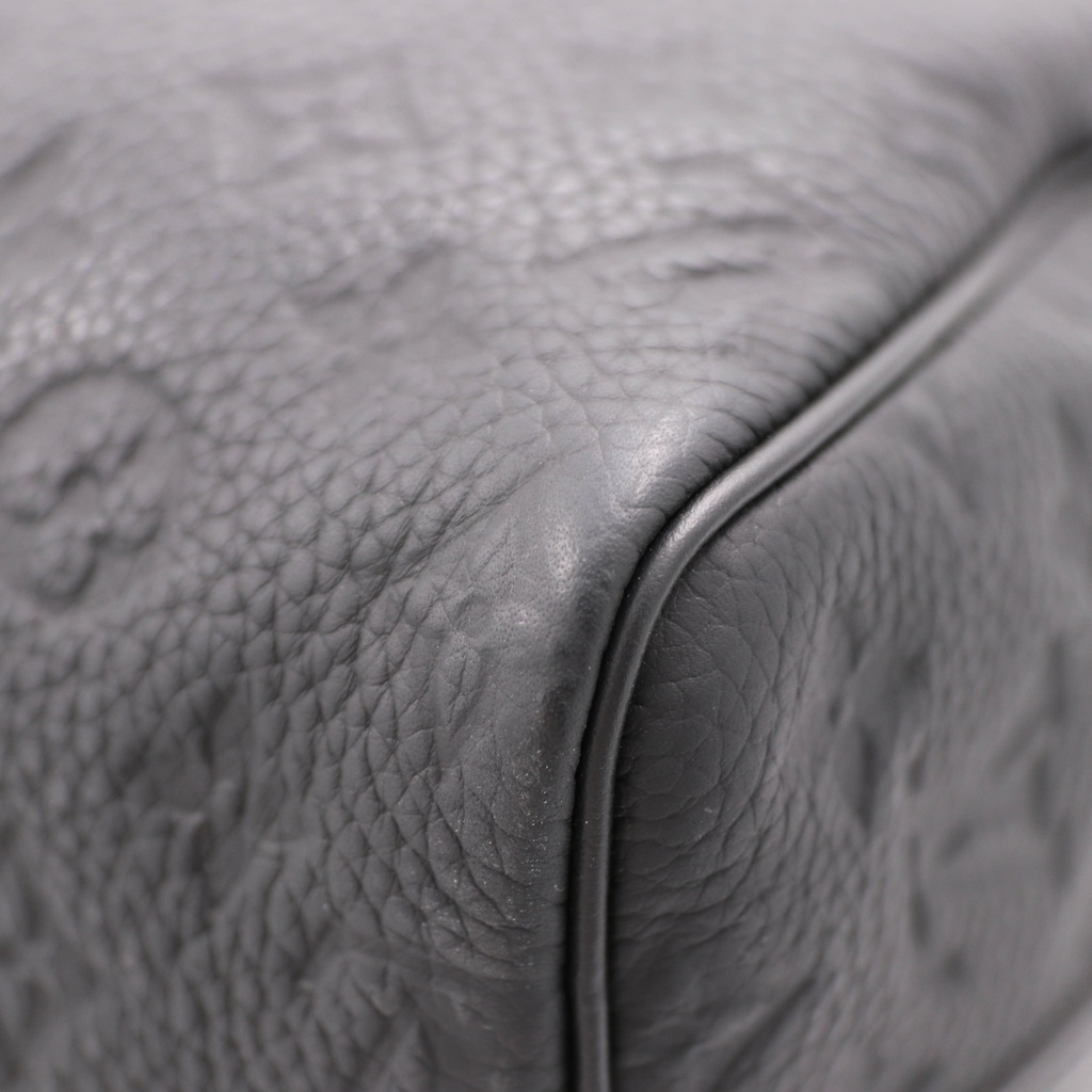 Louis Vuitton Keepall Bandoulere 35 Monogram Taurillon Leather