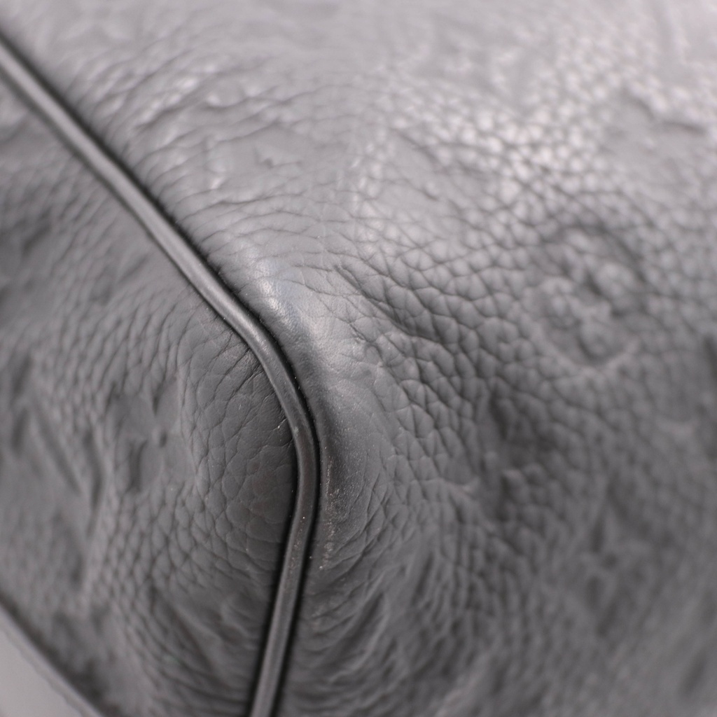 Louis Vuitton Keepall Bandoulere 35 Monogram Taurillon Leather