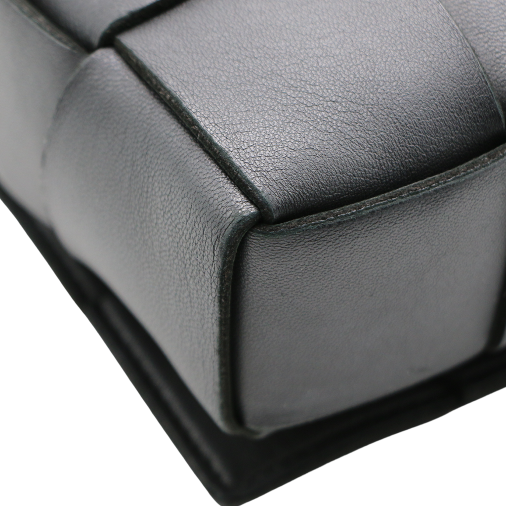 Bottega Veneta Intrecciato Cassette Black
