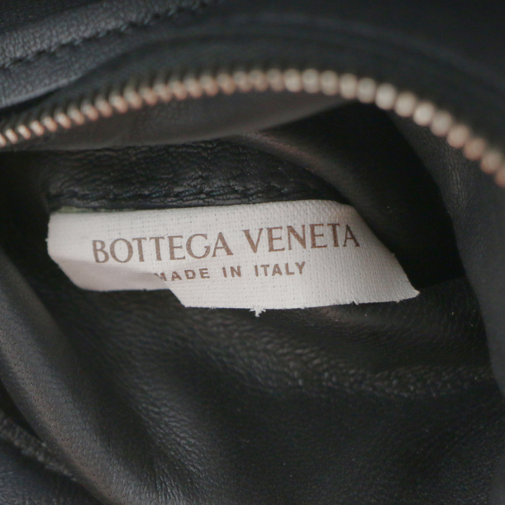 Bottega Veneta Intrecciato Cassette Black