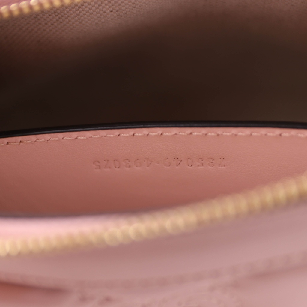 Gucci Gucci GG Matelassé Handbag Leather Pink 735049