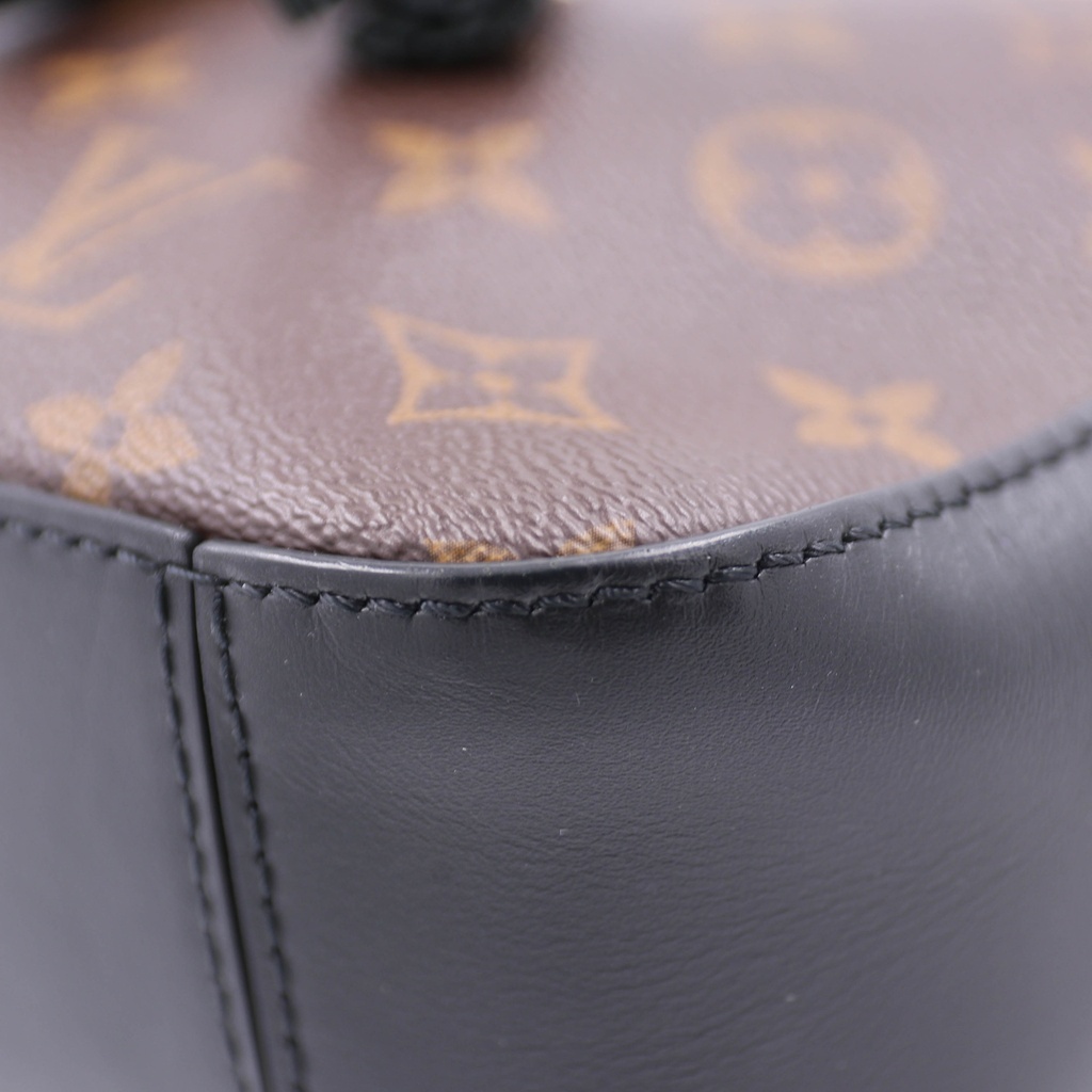 Louis Vuitton Monogram Saintonge Black Crossbody Bag