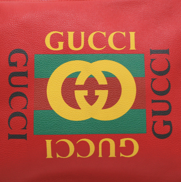 Gucci Pebbled Calfskin Medium Logo Portfolio Clutch Hibiscus Red 500981