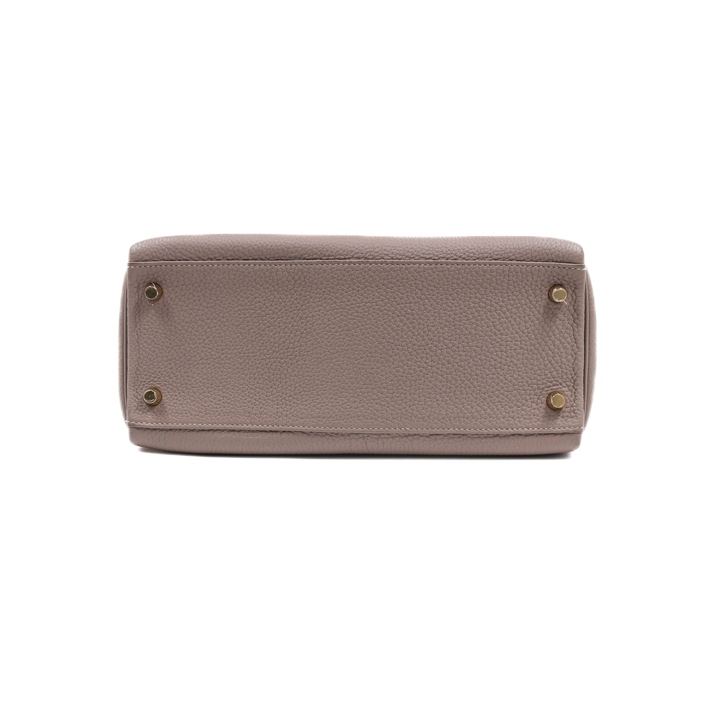 Hermès Kelly 28 Togo Leather Gold Hardware Year 2017 