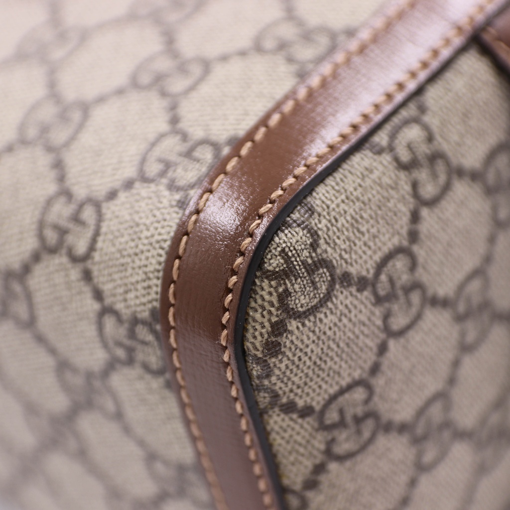 Gucci GG Supreme Interlocking Clutch 730116