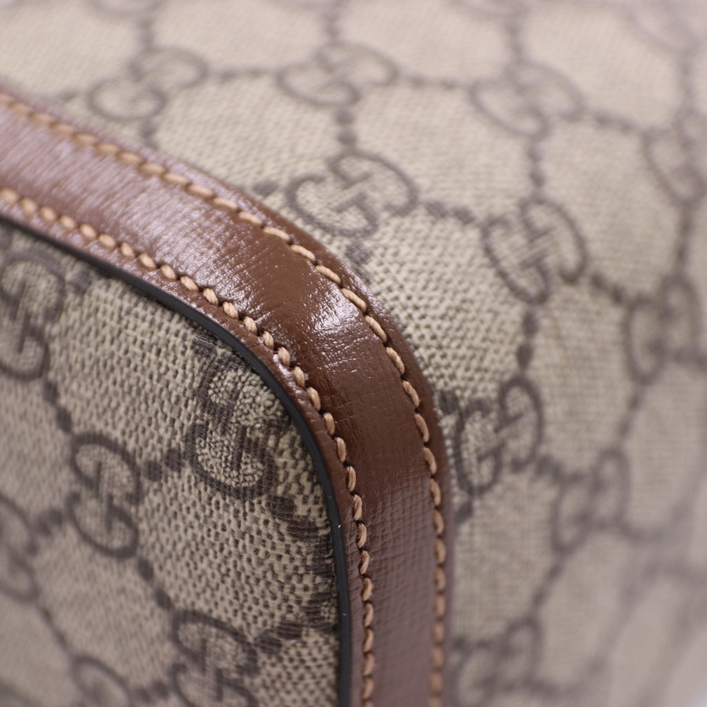 Gucci GG Supreme Interlocking Clutch 730116