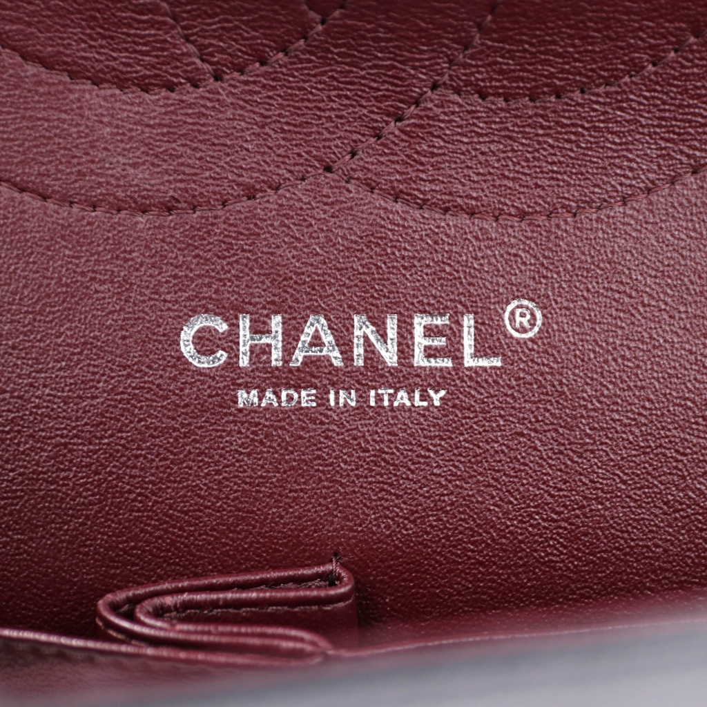 Chanel Classic Double Flap Caviar Jumbo Handbag Silver Hardware Black