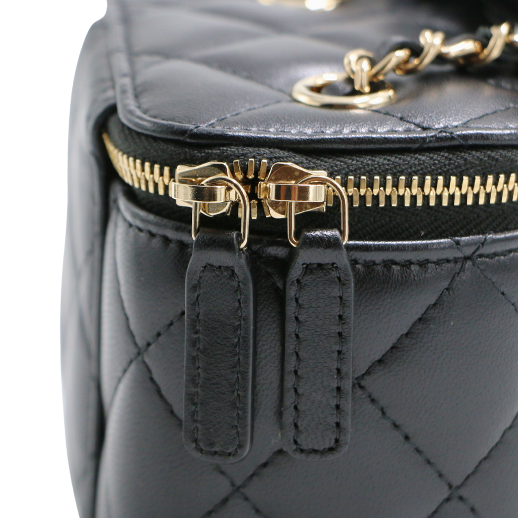Chanel  Lambskin Quilted Mini Vanity Case With Chain Black