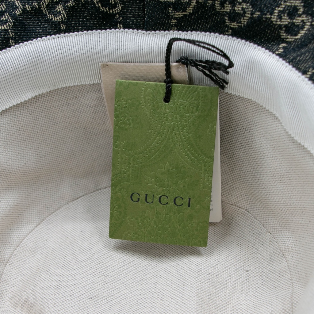 Gucci Bucket Hat With GG Shadow In Size M 576371