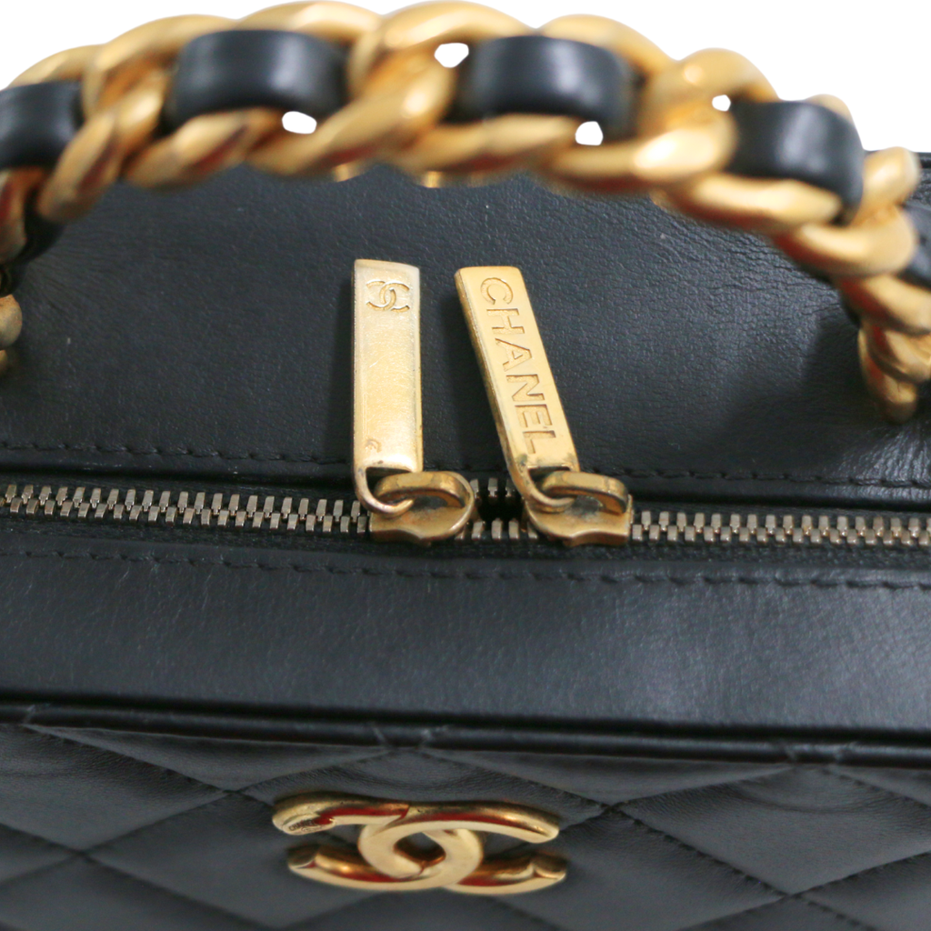 Chanel Lambskin Quilted Top Handle Small Vanity Case Black
