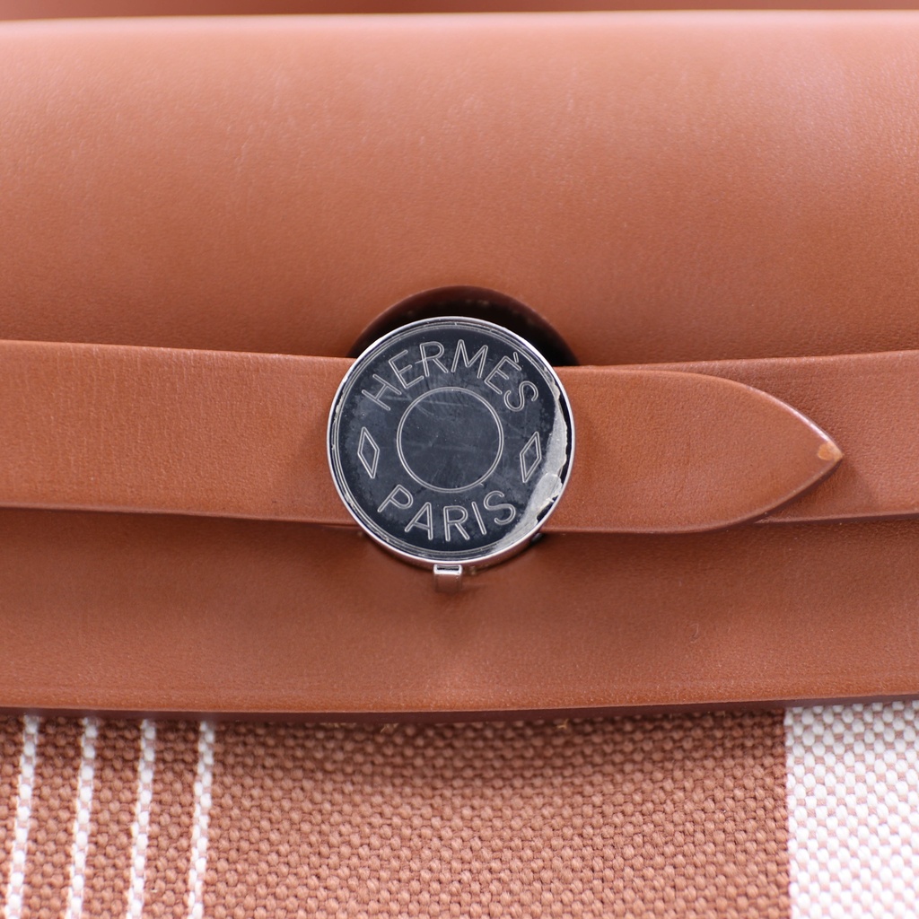 Hermes Vache Hunter Toile H Vibration Herbag Zip Retourne 31 PM Fauve Ecru Beige