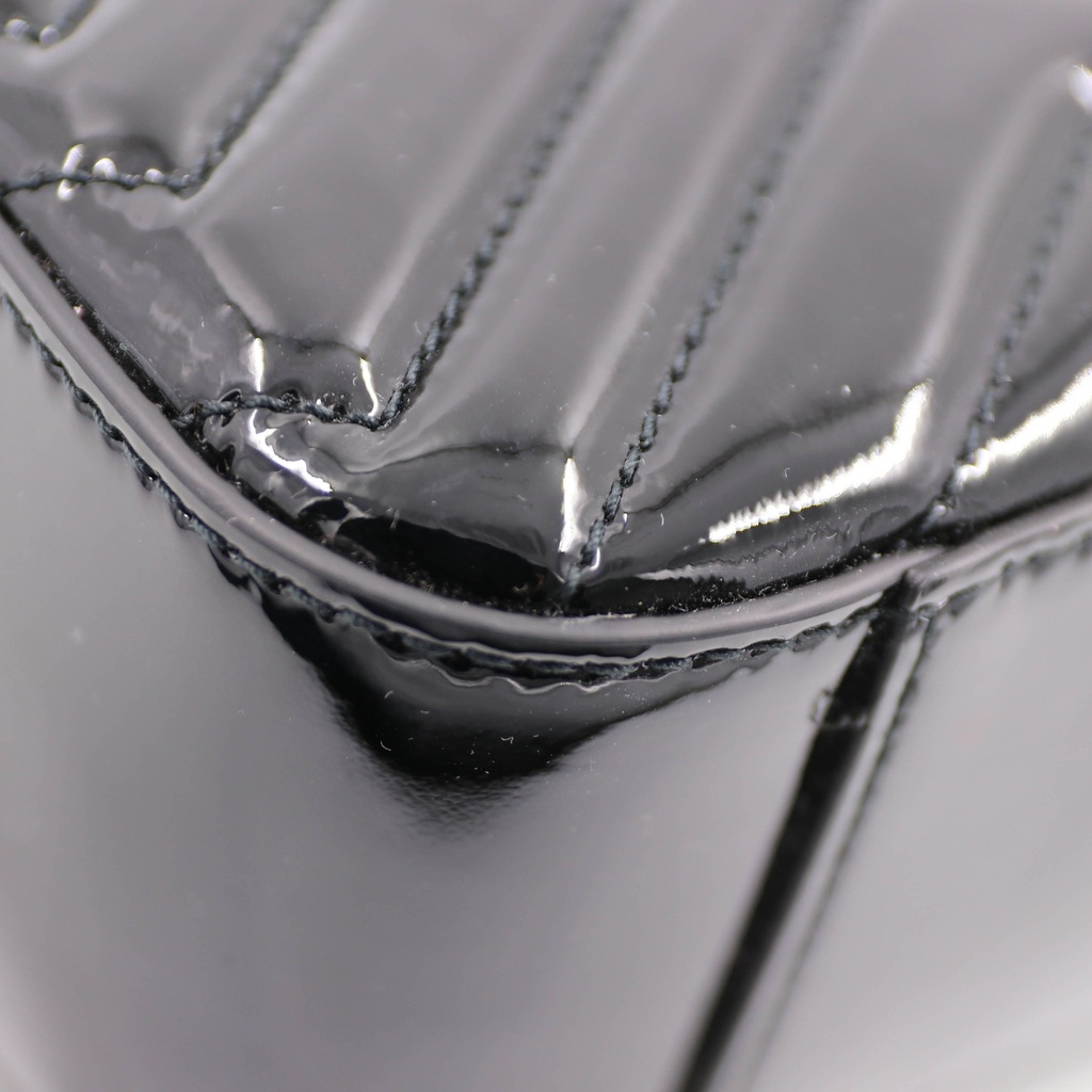 Gucci GG Marmont Small Patent Shoulder Bag Matelassé Black 443497