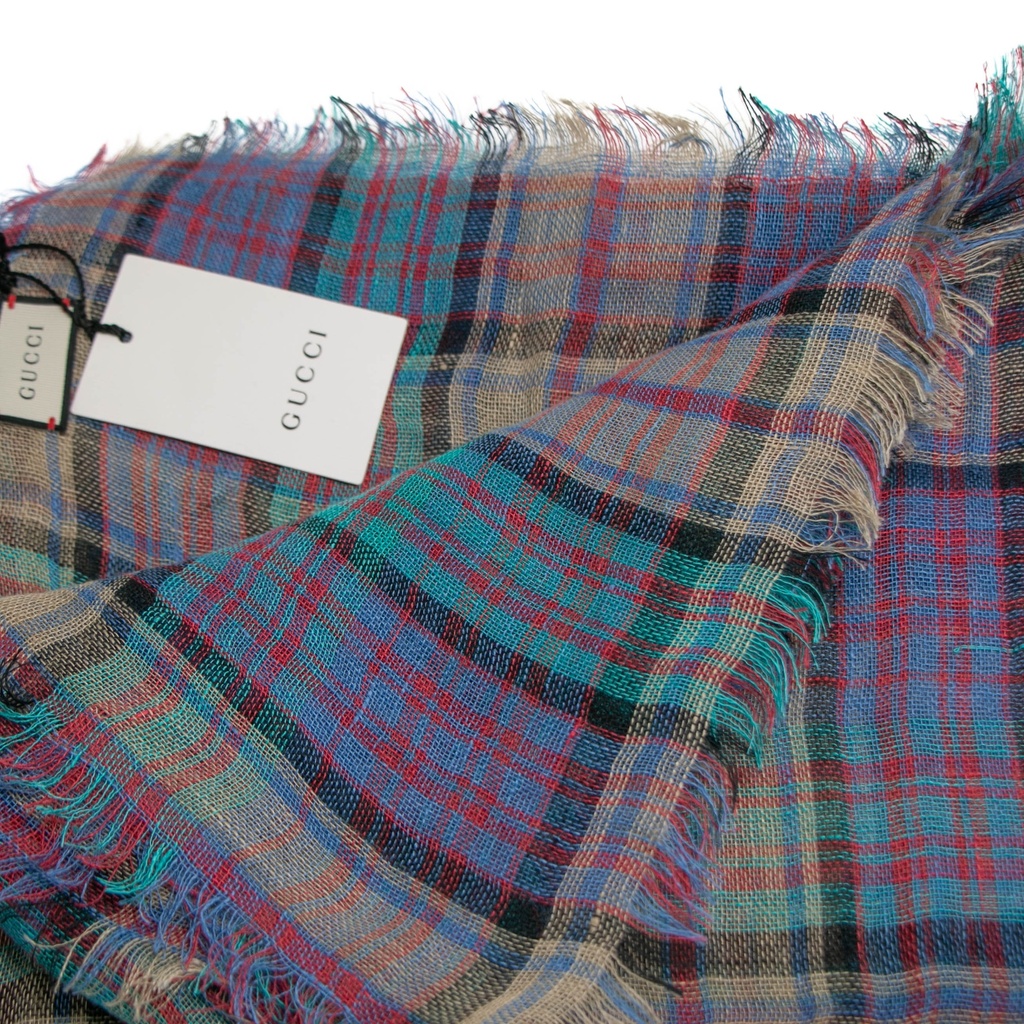 Gucci Su Fort Wool Scarf In Size 140x140 