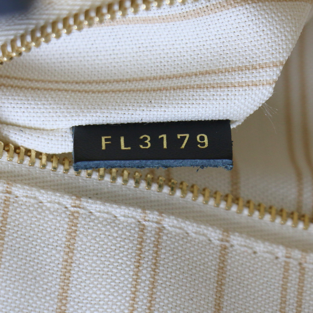 Louis Vuitton LV Monogram OnTheGo GM