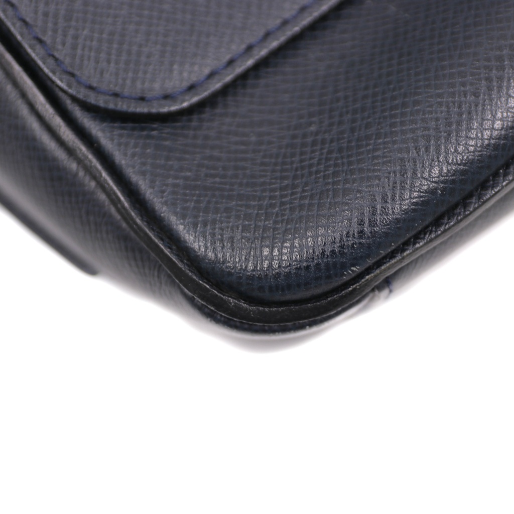 Louis Vuitton Taiga Leather Roman PM