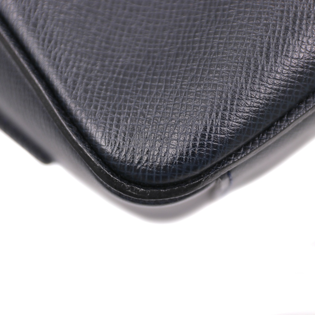 Louis Vuitton Taiga Leather Roman PM