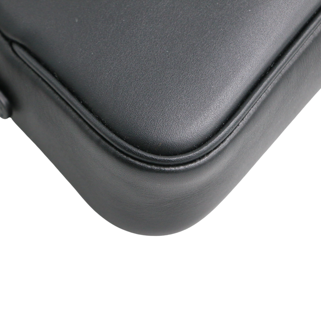 Gucci GG emblem Leather Shoulder bag Black 818157