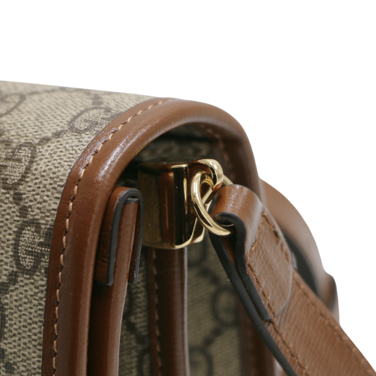 Gucci Mini crossbody bag with Interlocking G in Beige GG Canvas 671620