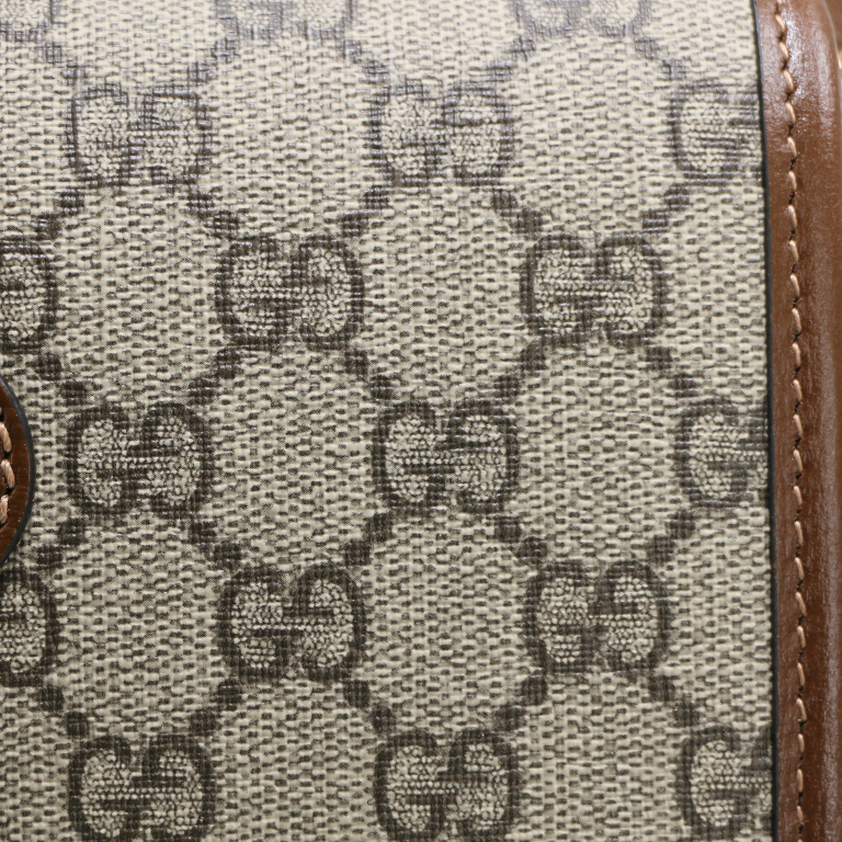 Gucci Mini crossbody bag with Interlocking G in Beige GG Canvas 671620