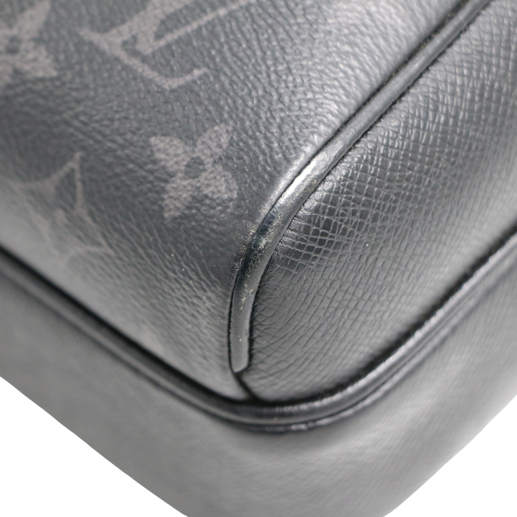 Louis Vuitton Outdoor Messenger Bag PM 