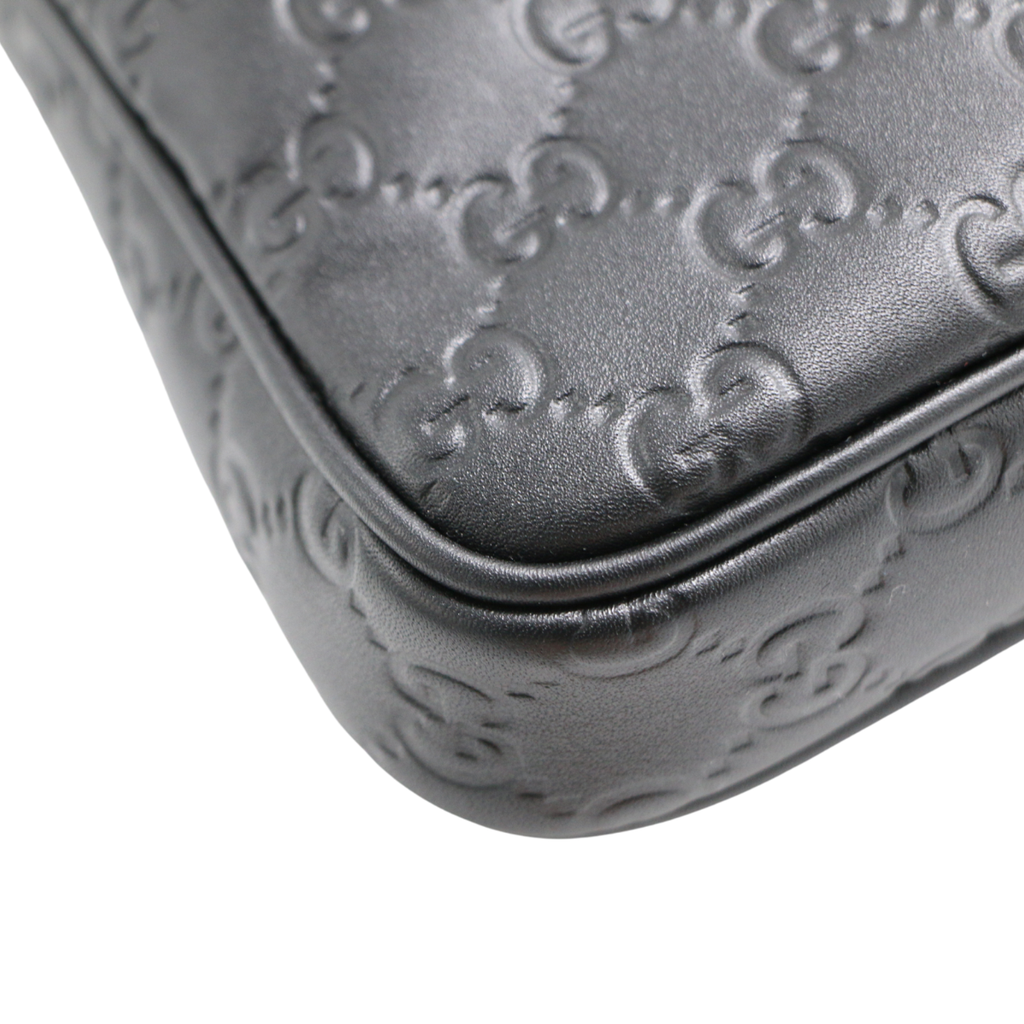 Gucci GG Emblem Medium Crossbody Bag Black 850214