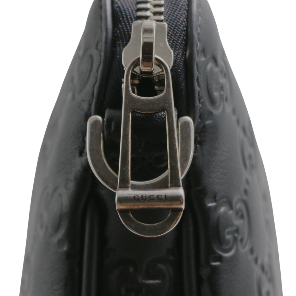 Gucci GG Emblem Medium Crossbody Bag Black 850214