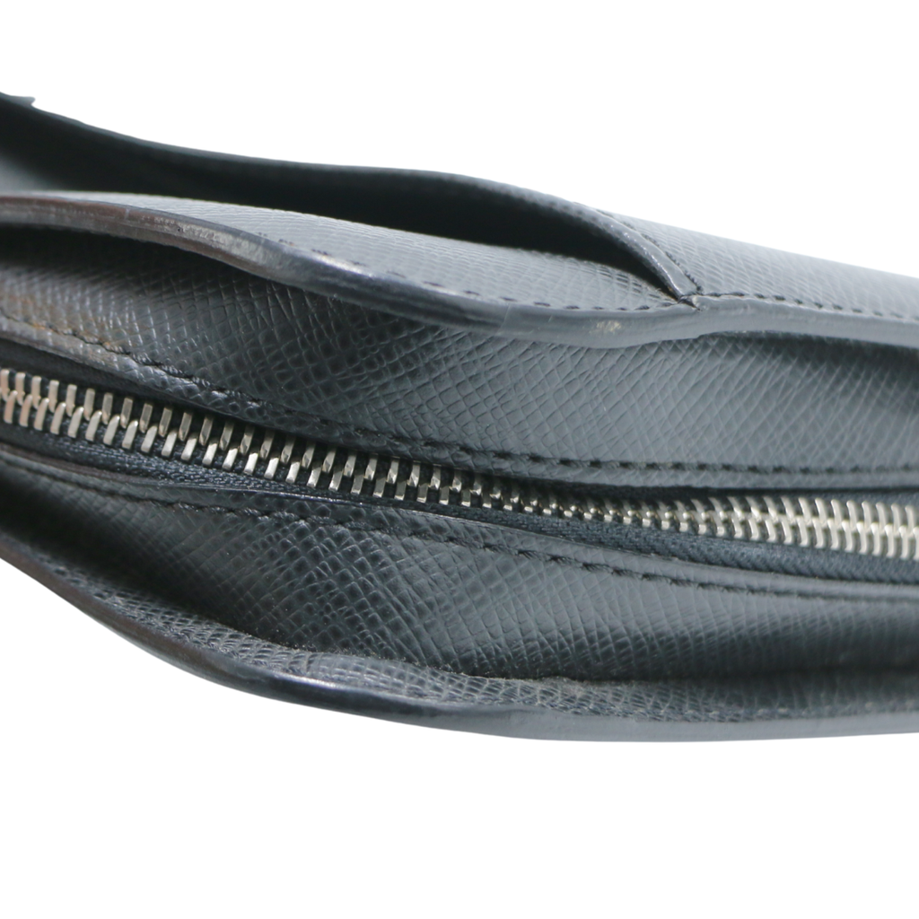 Louis Vuitton Taiga Pouch Black