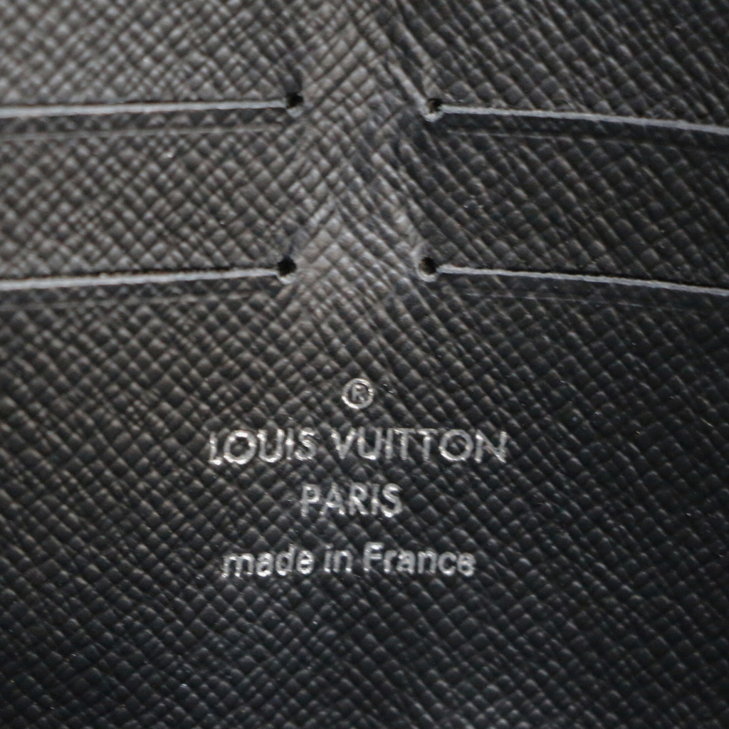 Louis Vuitton Damier Graphite Pochette Voyage 