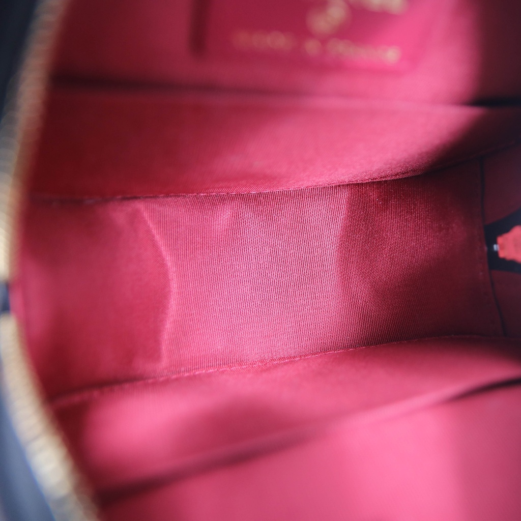 Chanel Shiny Goatskin Quilted Chanel 19 Round Clutch With Chain Black