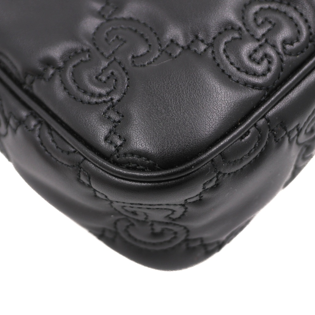 Gucci Gucci GG Matelassé Handbag Leather Black 735049