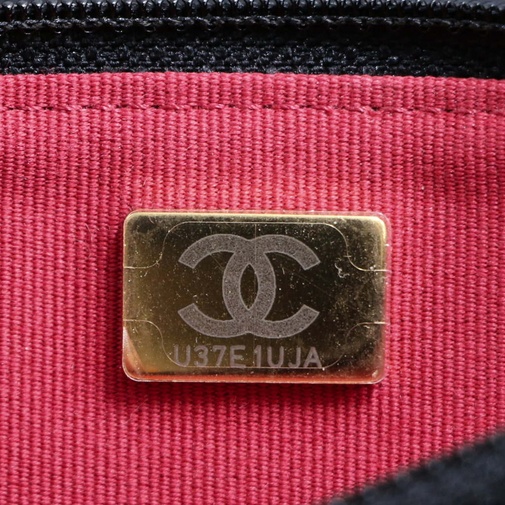 Chanel Quilted Leather 19 Wallet On Chain Black