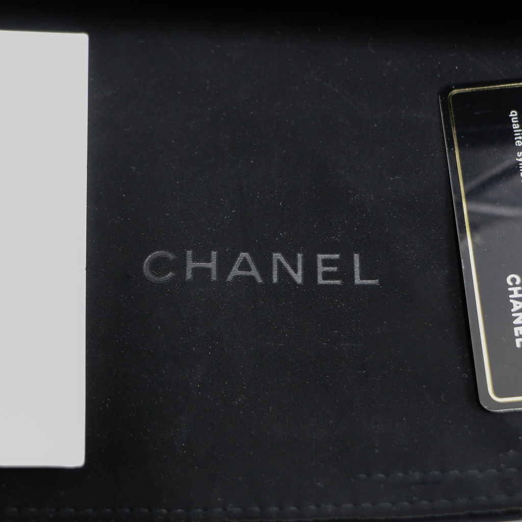 Chanel Quilted Leather 19 Wallet On Chain Black