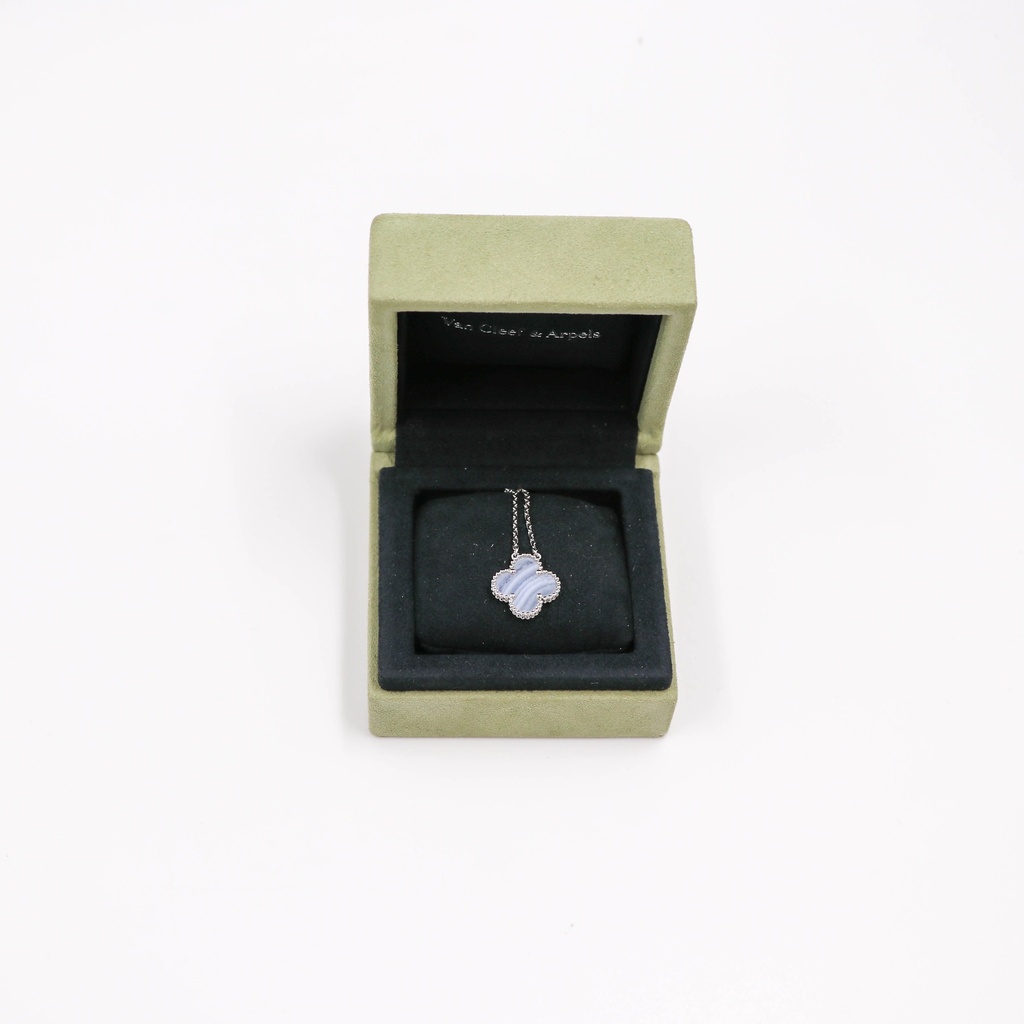 Van Cleef Vintage Alhambra Necklace Chalcedony JE707749 2016