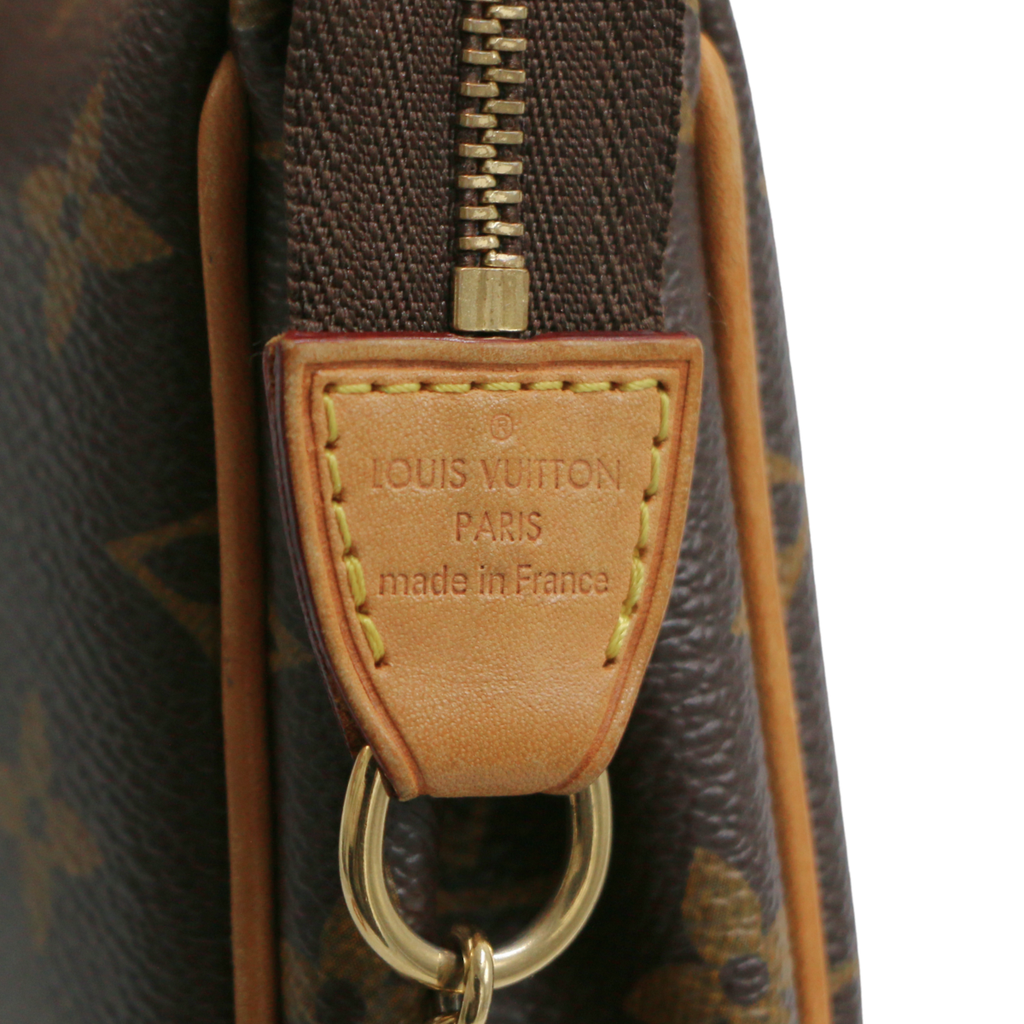 Louis Vuitton Monogram Eva Clutch