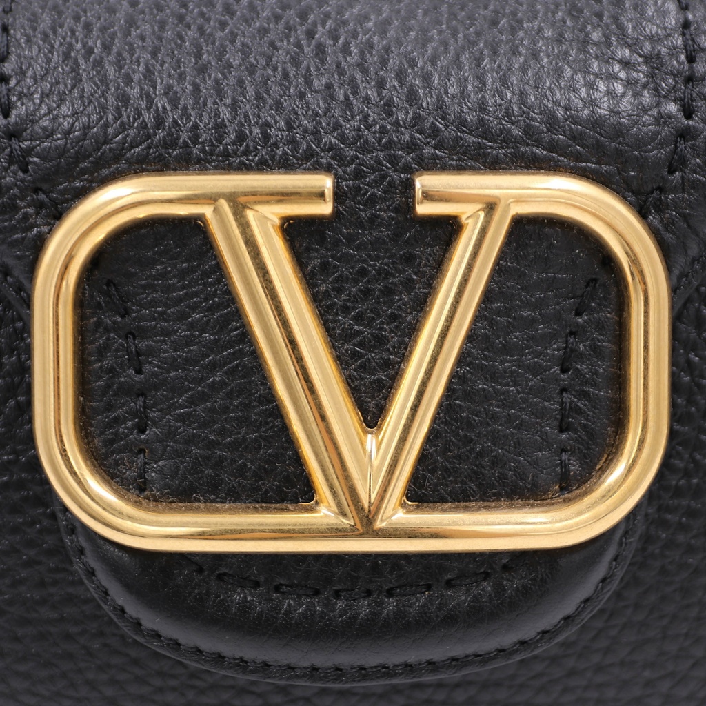Valentino Garavani VLogo Signature shoulder bag