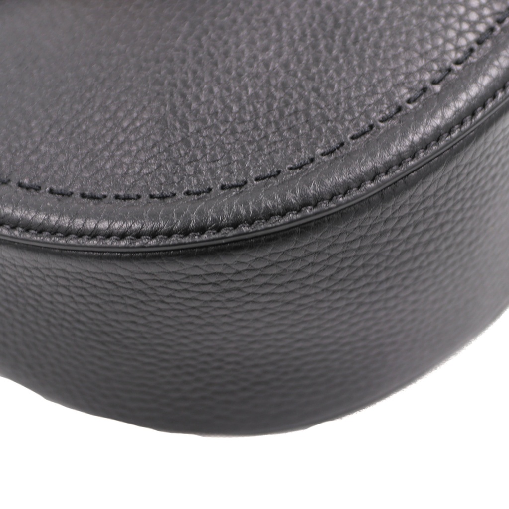 Valentino Garavani VLogo Signature shoulder bag